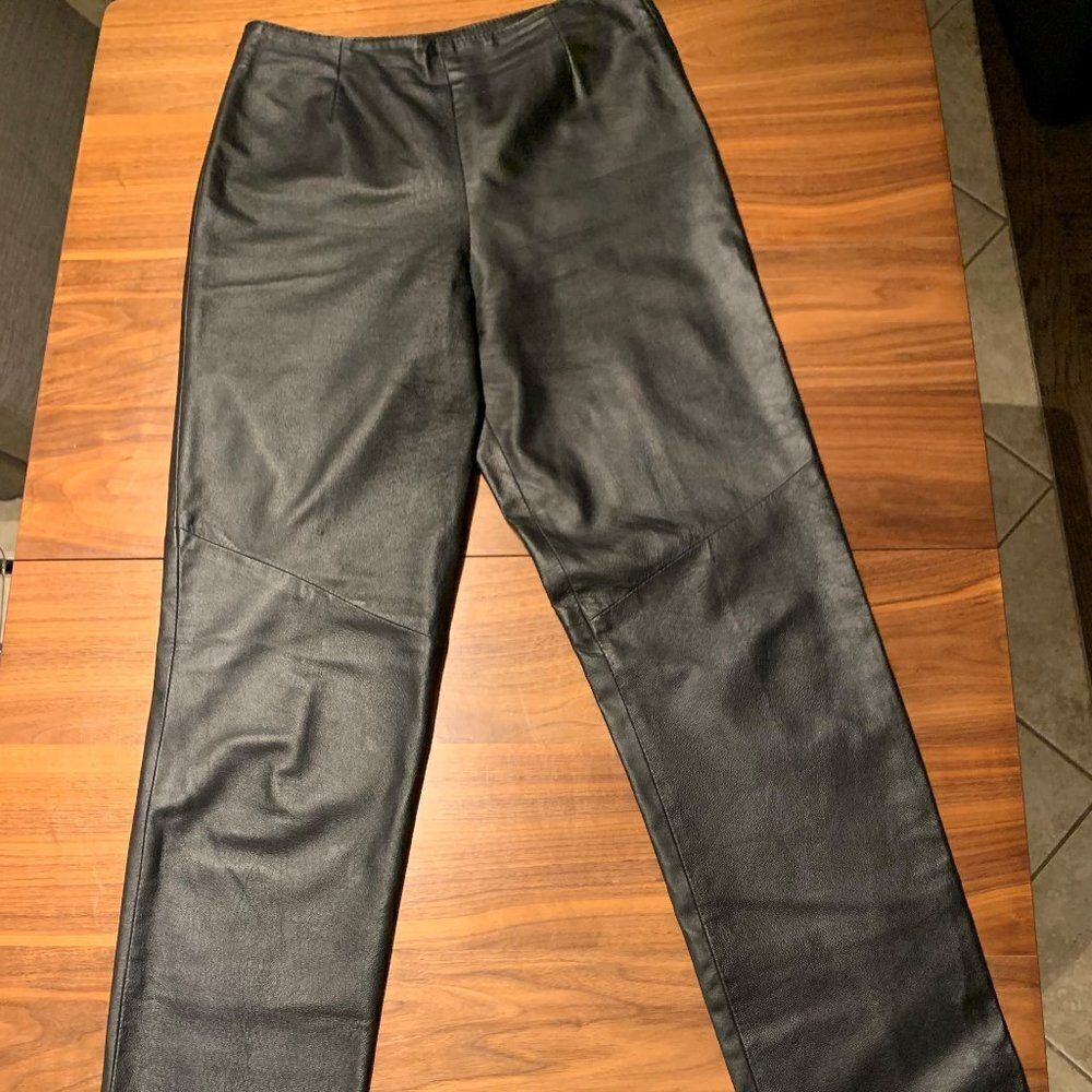 Danier real leather pant, EUC, sz 10, fully lined, black, straight leg